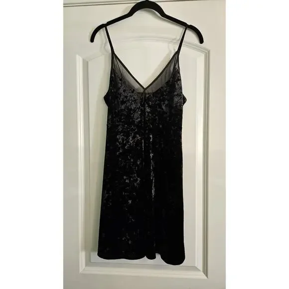 Xhilaration Slip Dress Size XS Black Velvet Mini Spaghetti Straps Adjustable - Picture 5 of 7